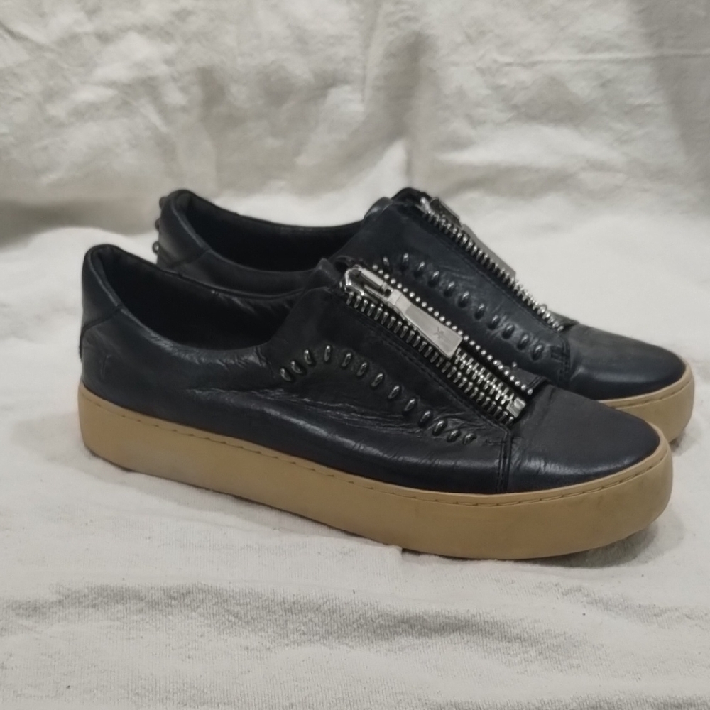 FRYE Lena Rebel Black Leather Zip Low Top Slip On Sneakers